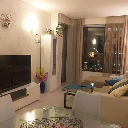 Sunny Lavanda 1st Line Apartment