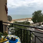 Sunny Lavanda 1st Line Apartament *